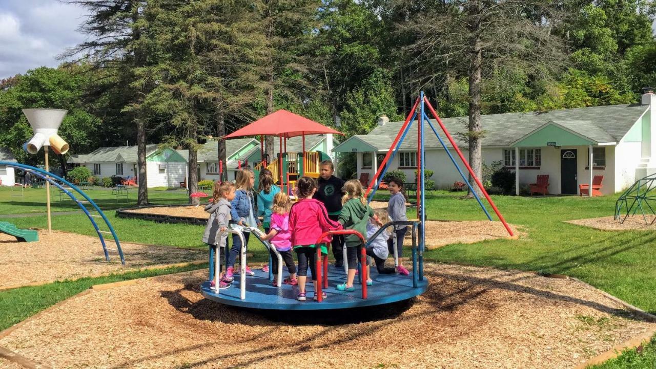 מאונט פוקונו Chestnut Grove Family Resort מראה חיצוני תמונה